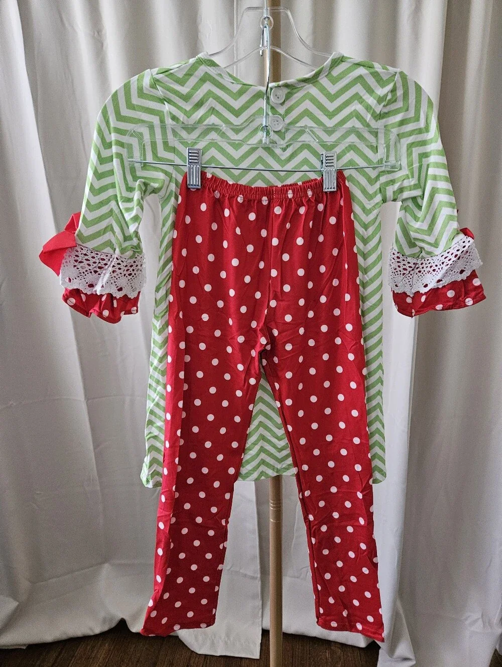 BaaBee Santa Appliqué Top & Polka Dot Leggings Set | Size 6–7